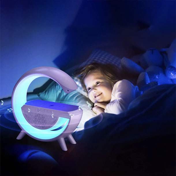 3 u 1 multifunkcionalna Bluetooth Lampa, Zvučnik i Punjač LightBeat - Image 3